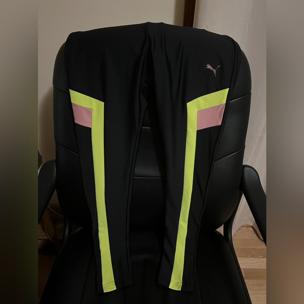 Puma leggings size M